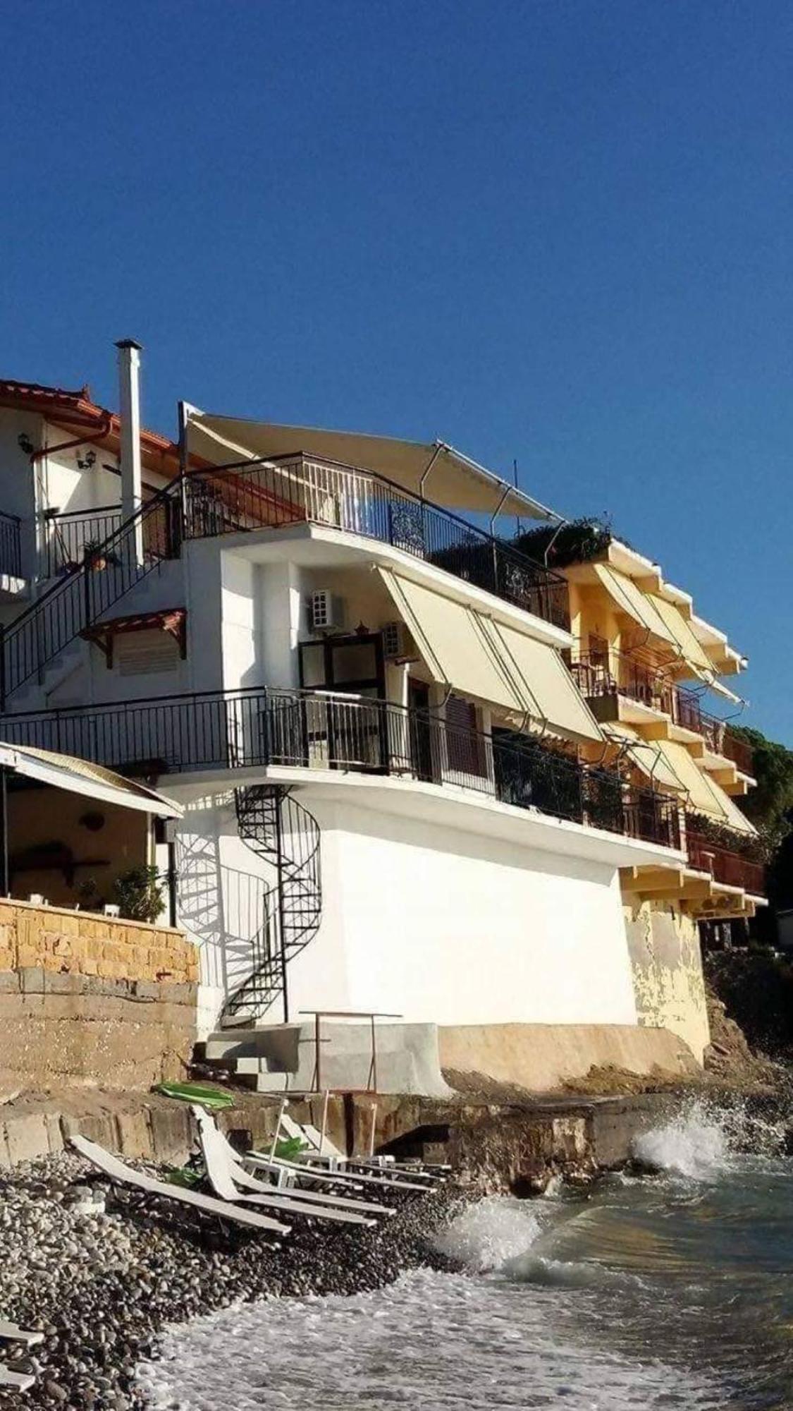 Ekie Apartment With Sea View Kalamata Exteriör bild